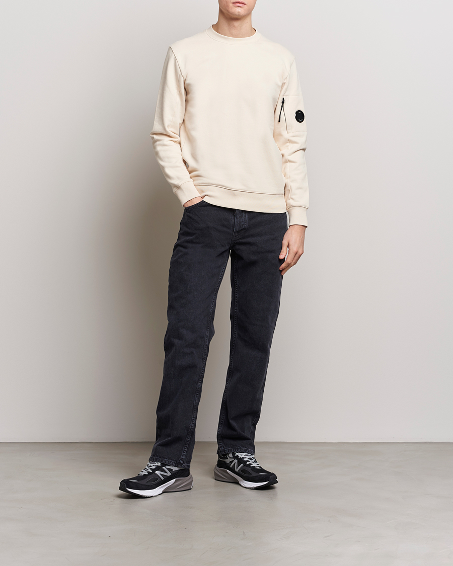 Herr | Tröjor | C.P. Company | Diagonal Raised Fleece Lens Sweatshirt Ecru