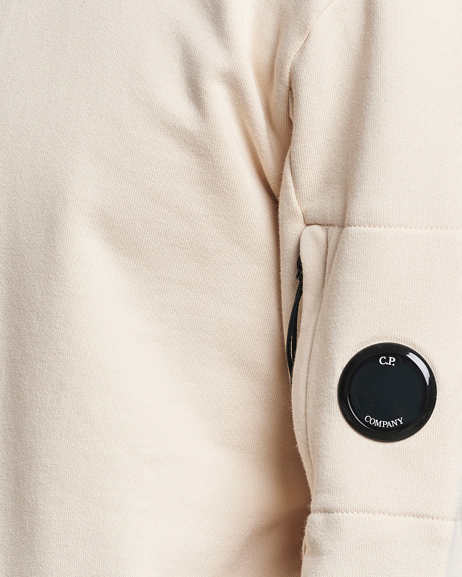 Herr | Tröjor | C.P. Company | Diagonal Raised Fleece Lens Sweatshirt Ecru