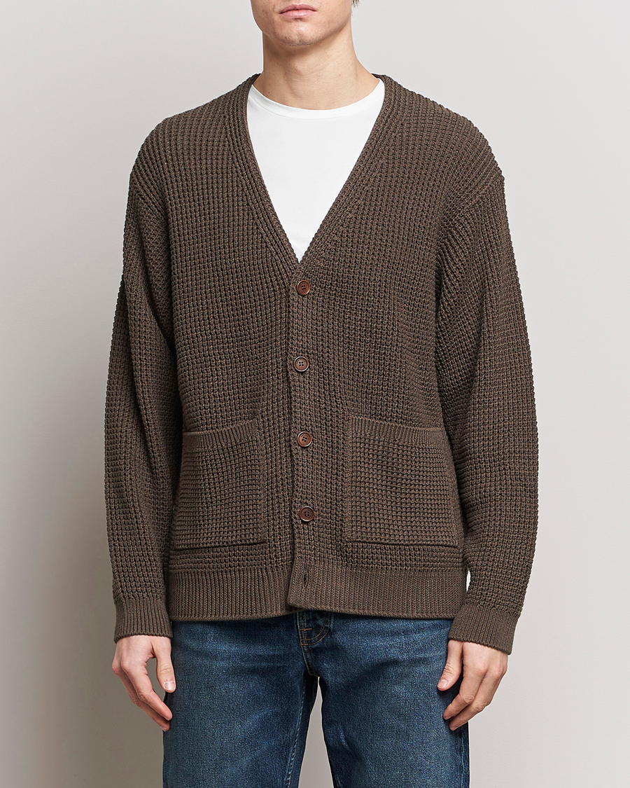 Herr | Nudie Jeans | Nudie Jeans | Kent Pineapple Knitted Cardigan Brown Melange