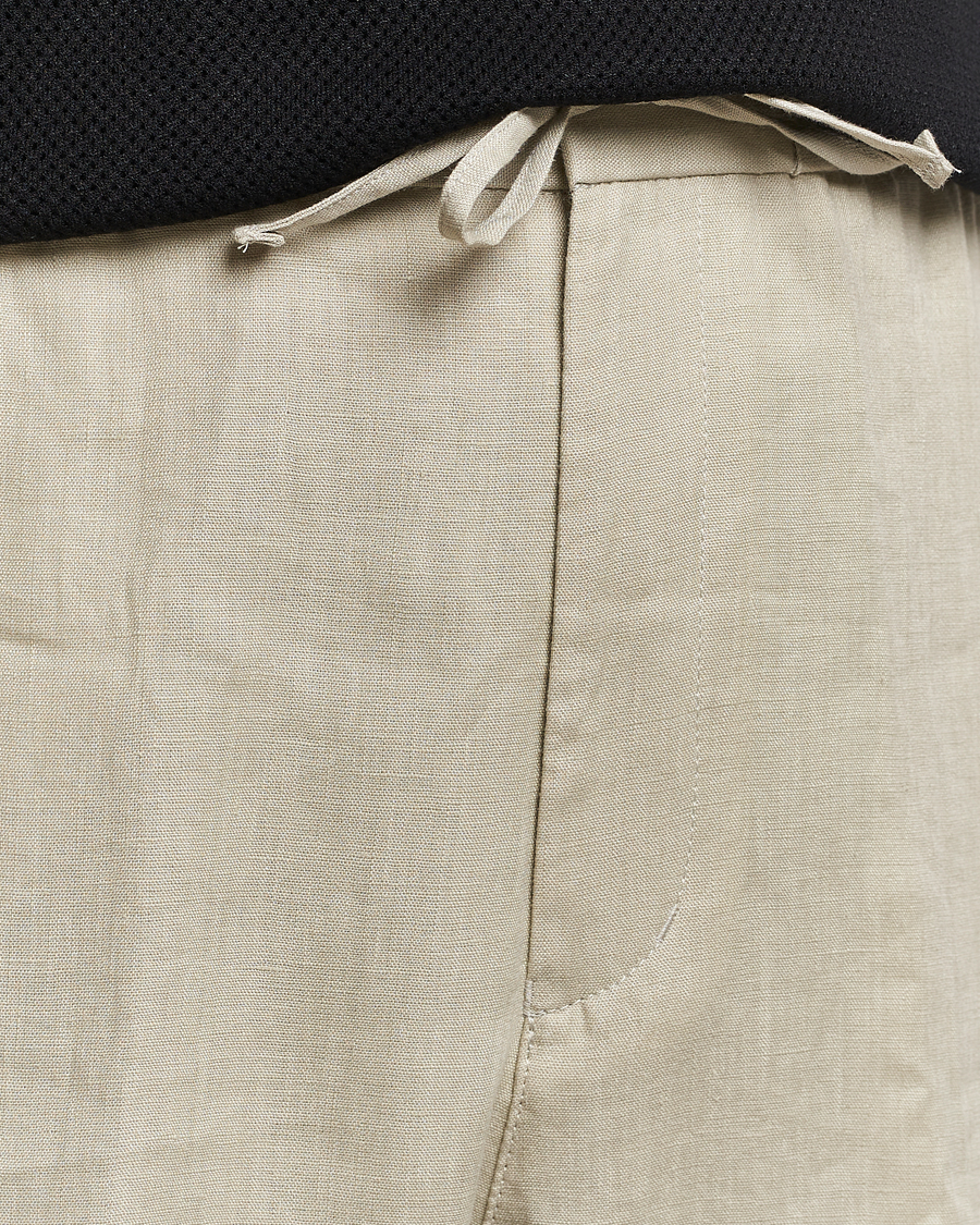 Herr | Byxor | Tiger of Sweden | Iscove Linen Drawstring Trousers Dawn Misty