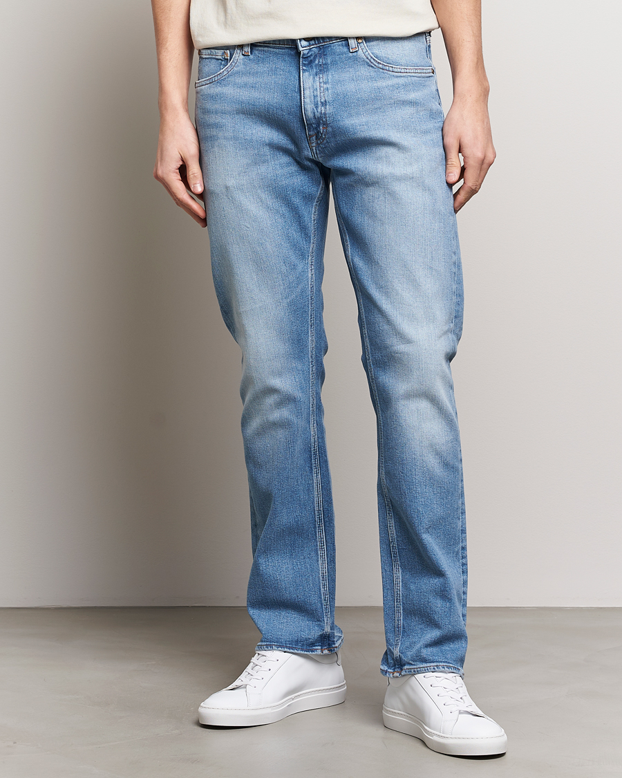 Herr | Tapered fit | Tiger of Sweden | Des Jeans Light Blue