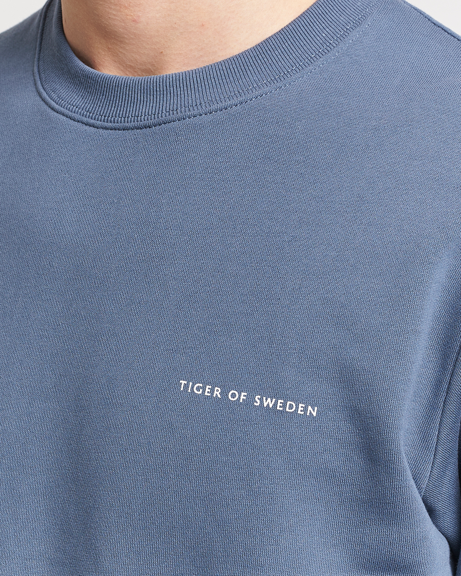 Herr | Tröjor | Tiger of Sweden | Emerson Crew Neck Sweatshirt Thunder Blue