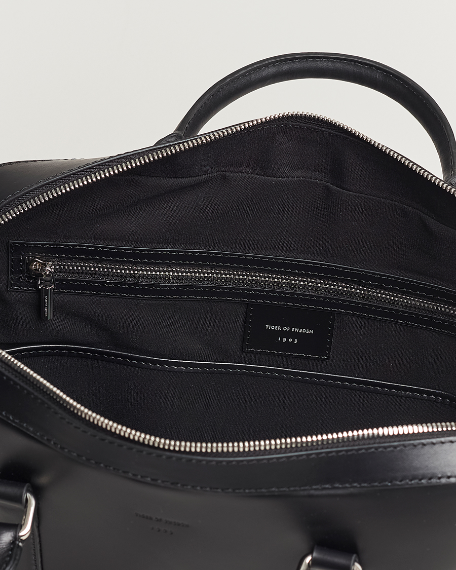Herr | Tiger of Sweden Brevis Smooth Leather Briefcase Black | Tiger of Sweden | Brevis Smooth Leather Briefcase Black