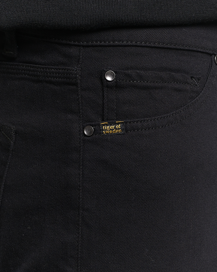 Herr | Byxor | Tiger of Sweden | Des Jeans Perma Black
