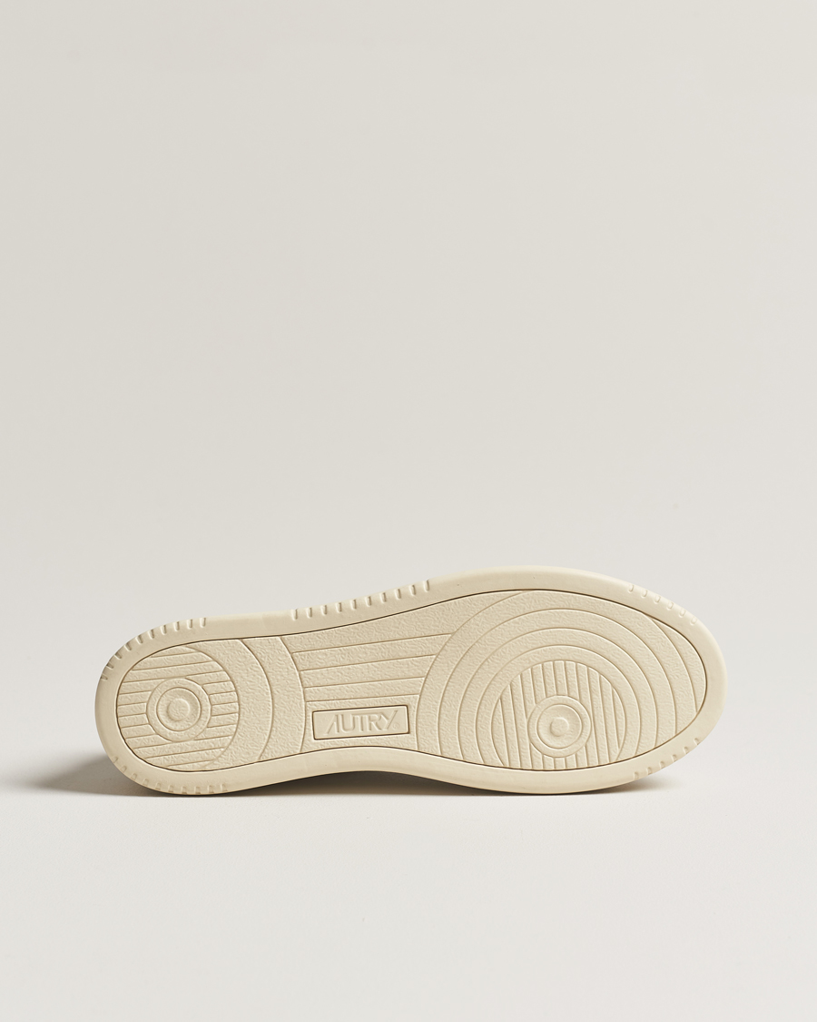 Herr | Autry Medalist Low Leather Sneaker White/Red | Autry | Medalist Low Leather Sneaker White/Red
