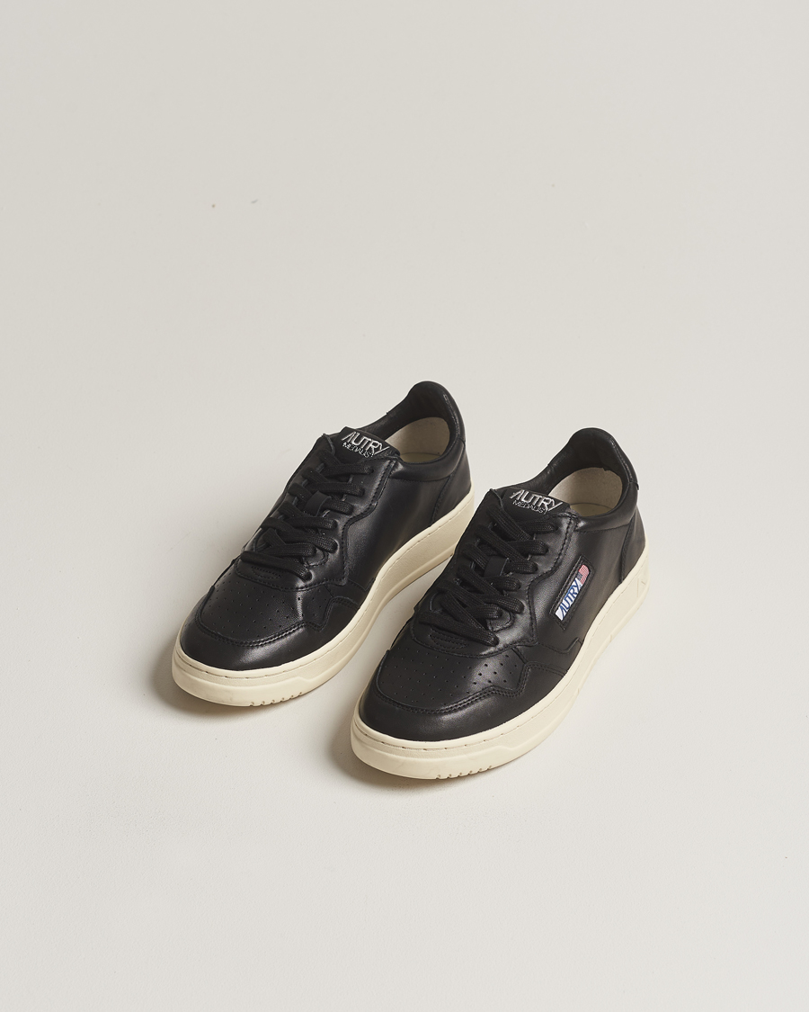 Herr | Autry Medalist Low Super Soft Goat Leather Sneaker Black | Autry | Medalist Low Super Soft Goat Leather Sneaker Black