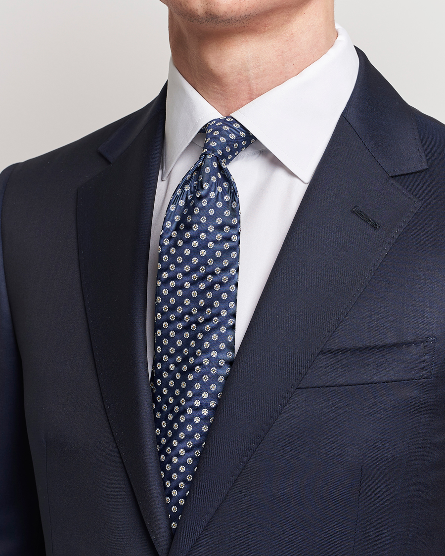 Herr | Kiton Micro Flower Silk Tie Navy | Kiton | Micro Flower Silk Tie Navy