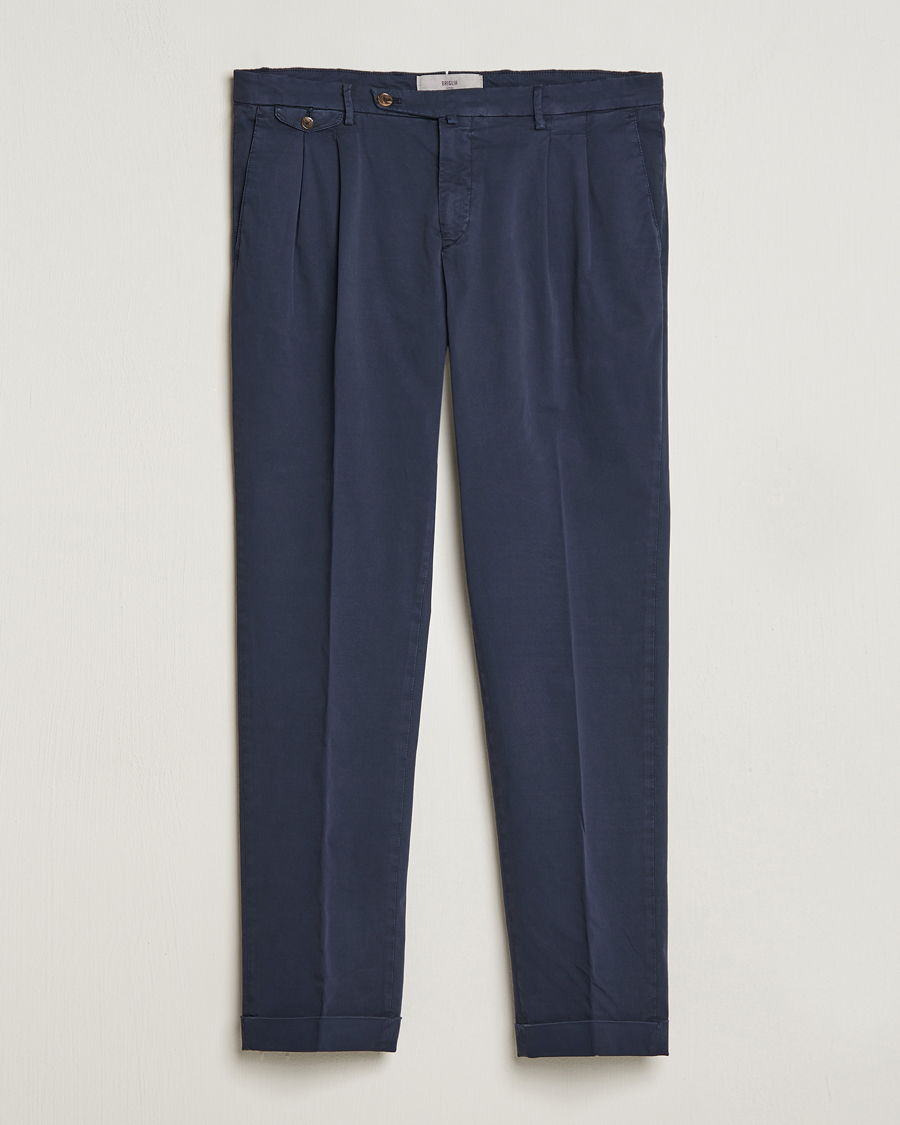 Herr | Byxor | Briglia 1949 | Easy Fit Pleated Cotton Stretch Chino Navy