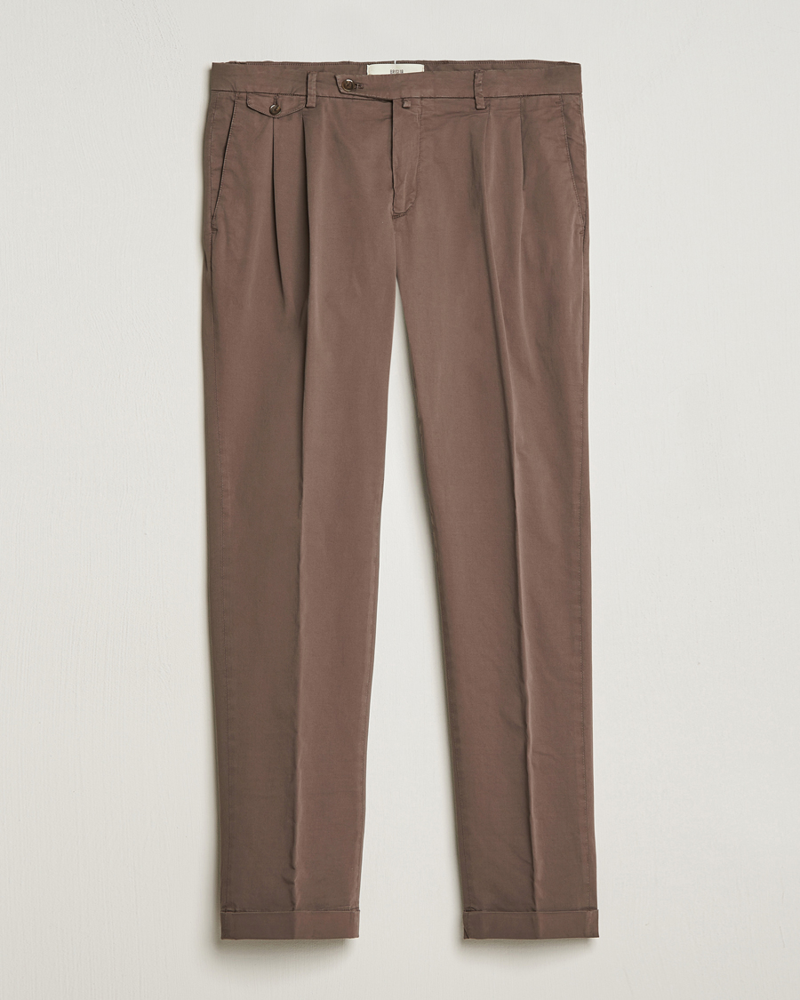 Herr | Byxor | Briglia 1949 | Easy Fit Pleated Cotton Stretch Chino Brown