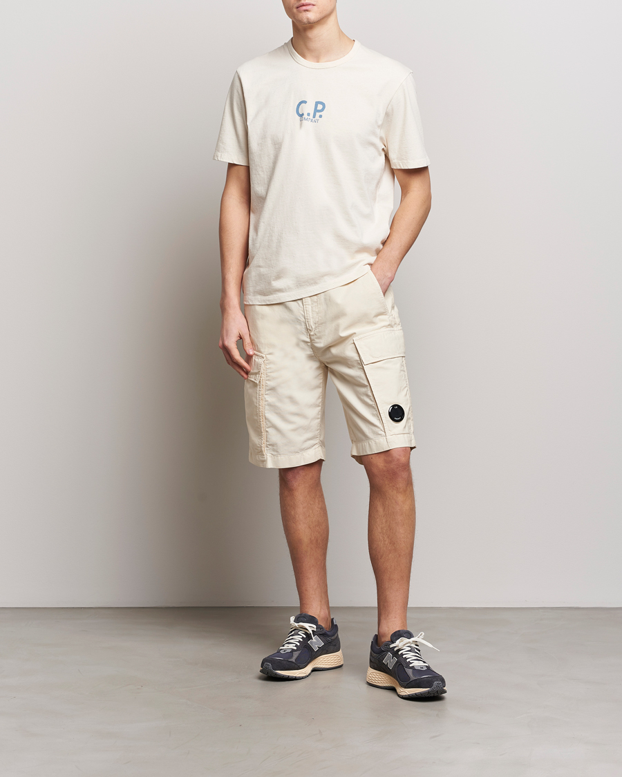 Herr | Shorts | C.P. Company | Ottoman Garment Dyed Cotton Cargo Shorts Off White
