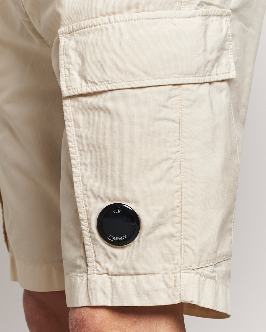 Herr | Shorts | C.P. Company | Ottoman Garment Dyed Cotton Cargo Shorts Off White
