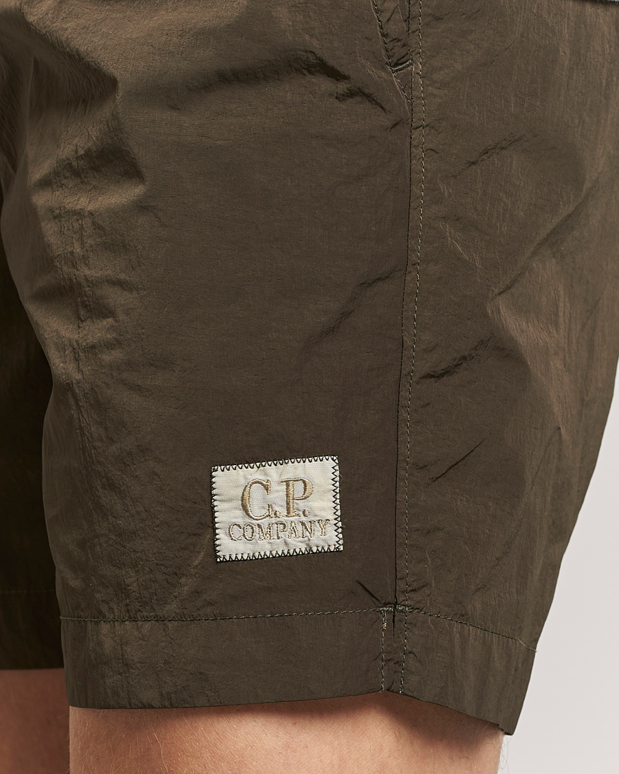 Herr | Badbyxor | C.P. Company | Eco Chrome-R Swimshorts Dark Olive