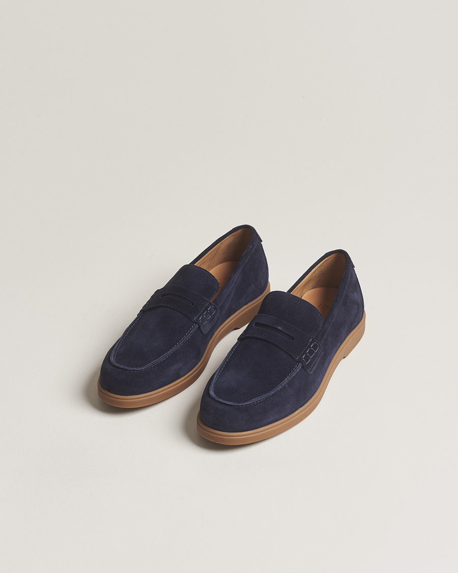 Herr | Best of British | Loake 1880 | Lucca Suede Penny Loafer Navy