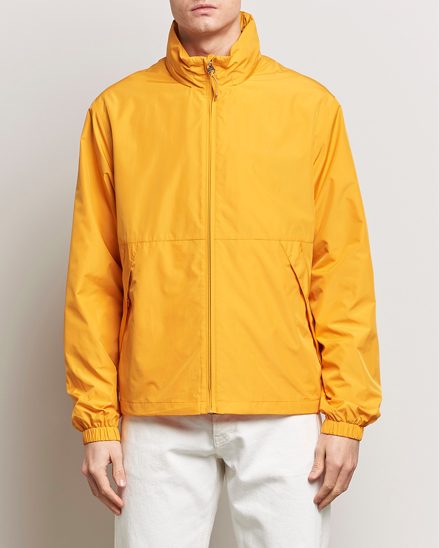 Herr | Jackor | GANT | Light Nylon Windcheater Medal Yellow