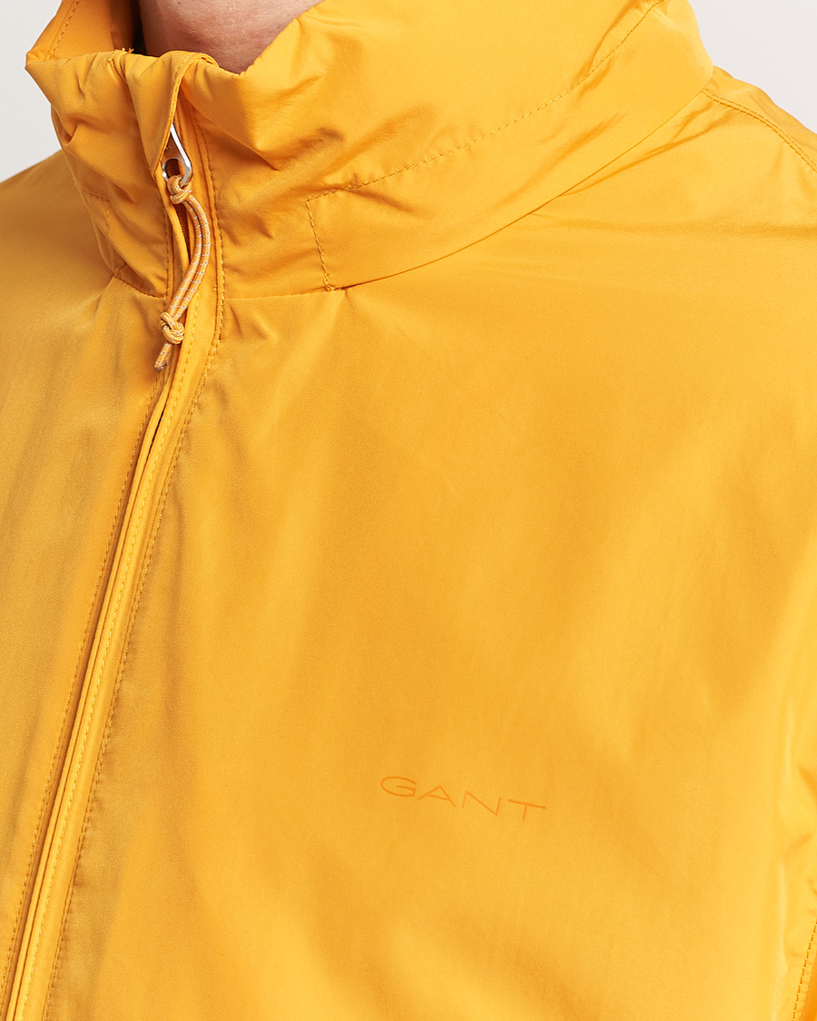 Herr | Jackor | GANT | Light Nylon Windcheater Medal Yellow