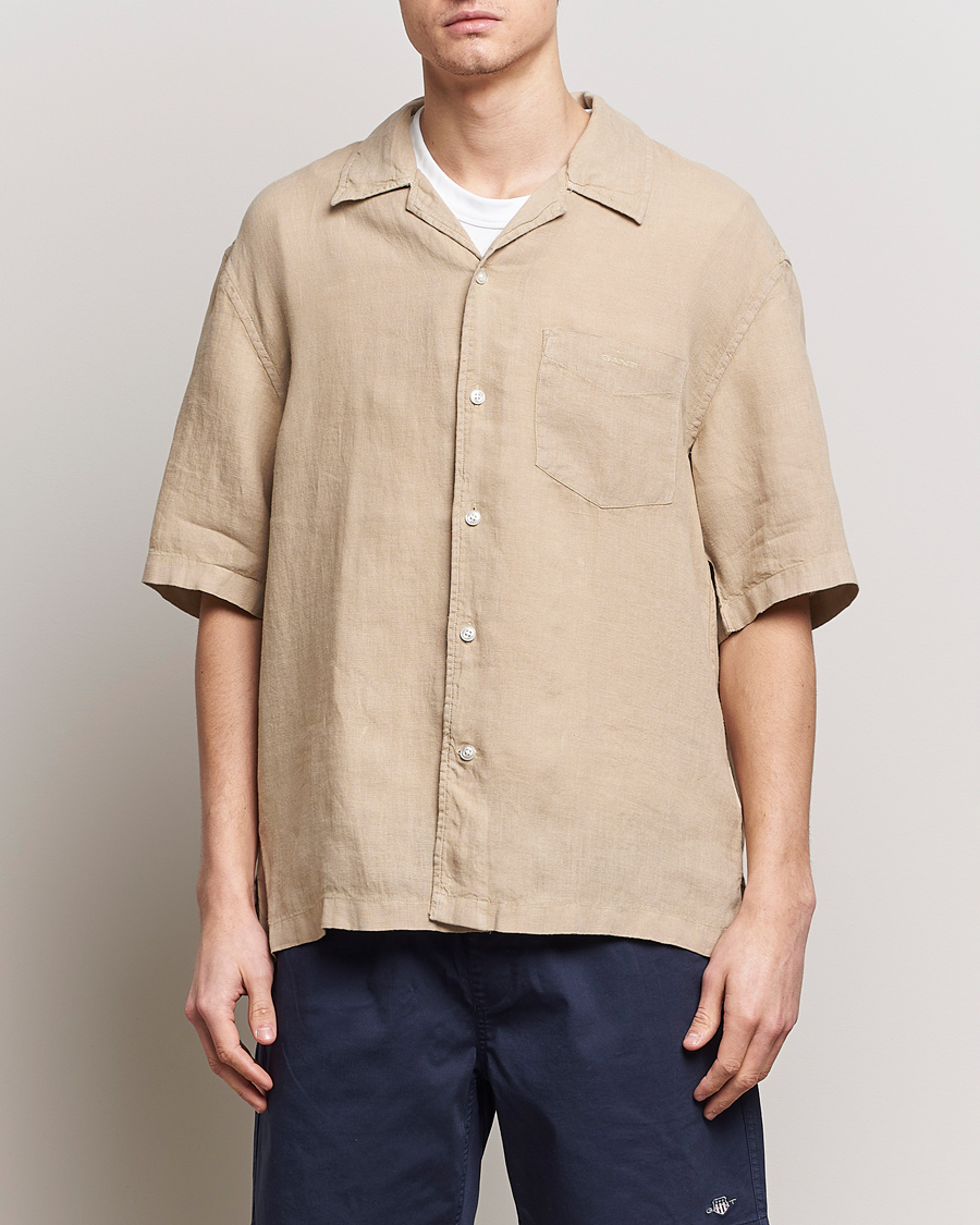Herr | Skjortor | GANT | Relaxed Fit Linen Resort Short Sleeve Shirt Concrete Beige