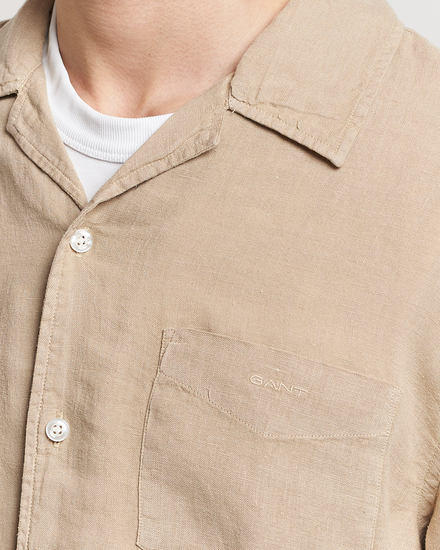 Herr | Skjortor | GANT | Relaxed Fit Linen Resort Short Sleeve Shirt Concrete Beige
