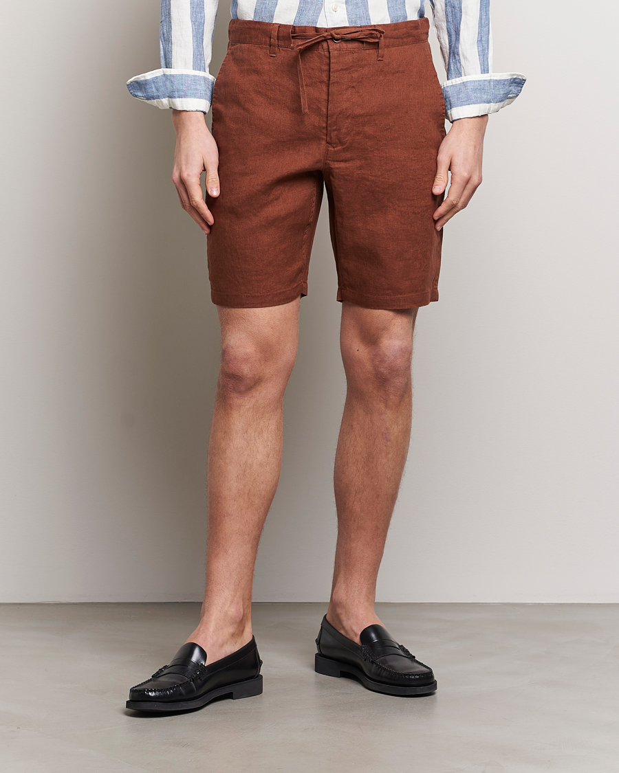 Herr | Linneavdelningen | GANT | Relaxed Linen Drawstring Shorts Cognac Brown