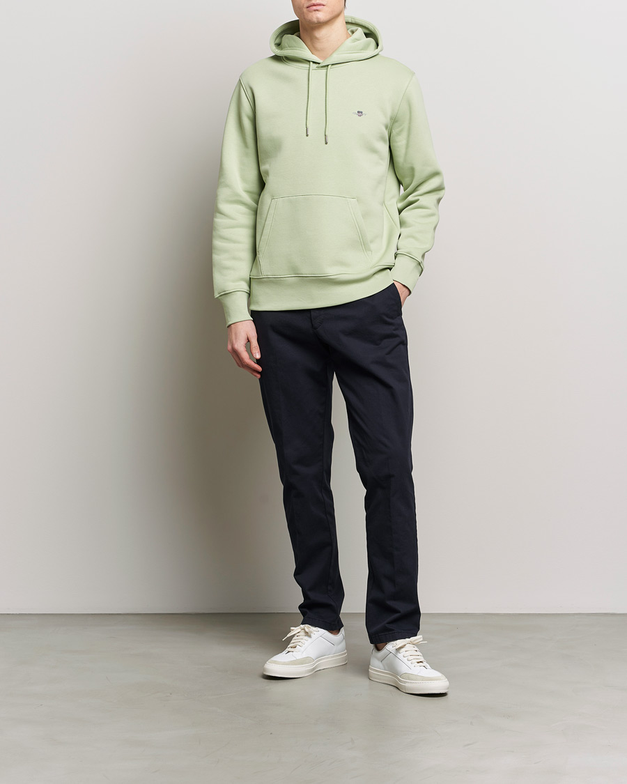 Herr | Tröjor | GANT | Original Shield Logo Hoodie Milky Matcha