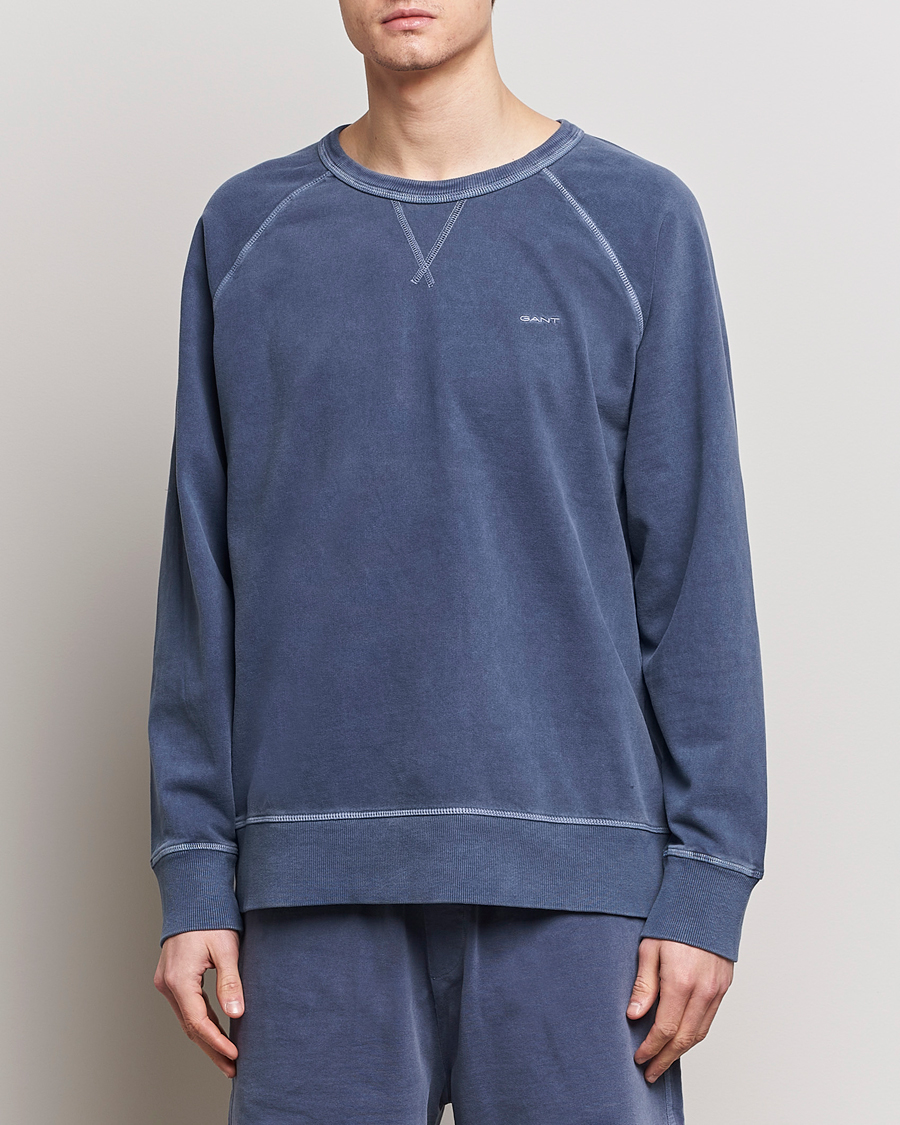 Herr | Sweatshirts | GANT | Sunbleached Crew Neck Sweatshirt Dusty Blue Sea