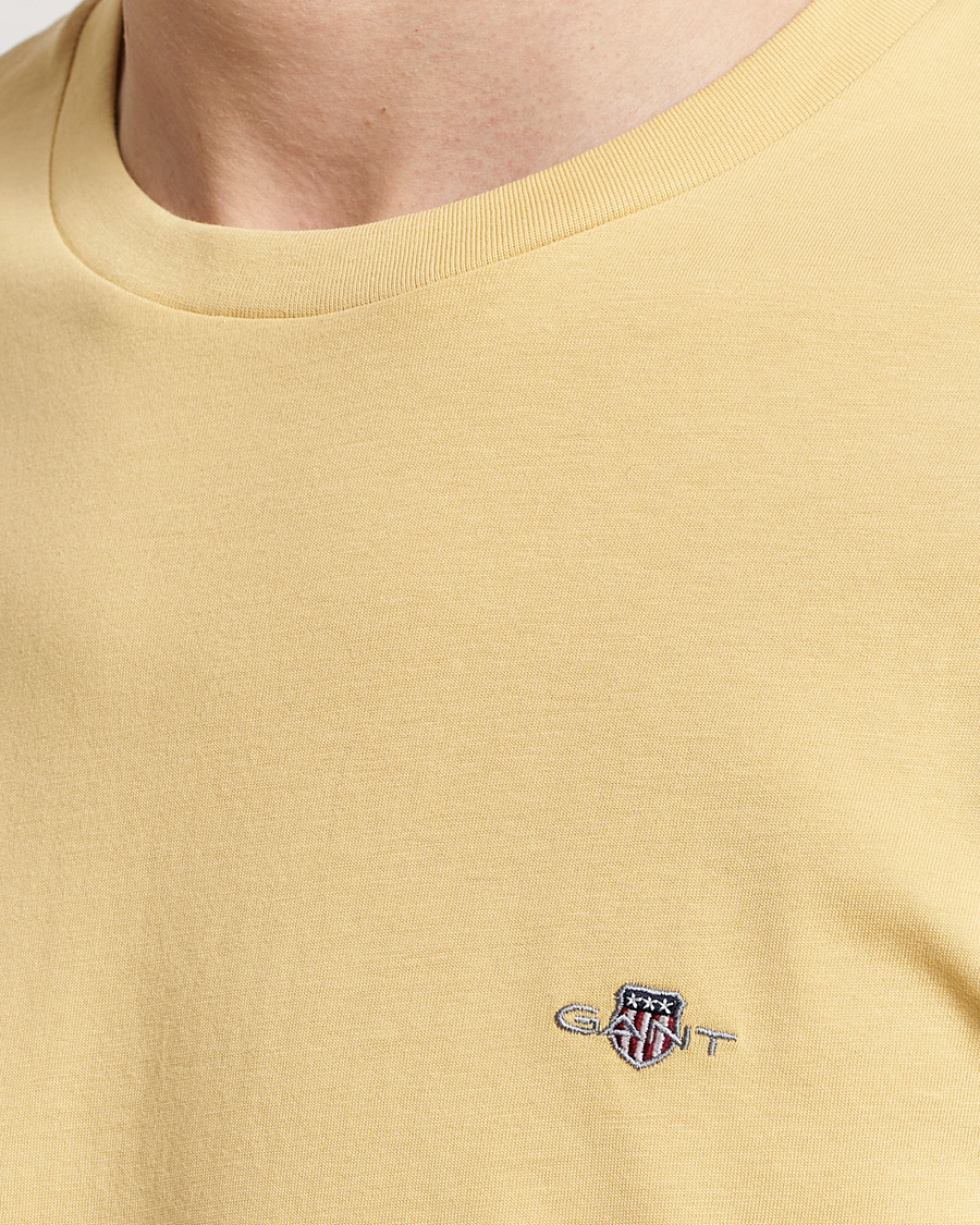 Herr | T-Shirts | GANT | The Original T-Shirt Dusty Yellow