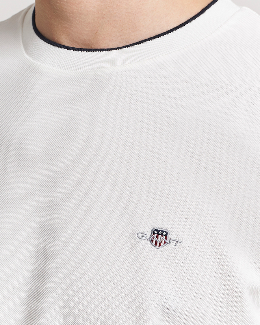 Herr | T-Shirts | GANT | Pique Crew Neck T-Shirt Eggshell