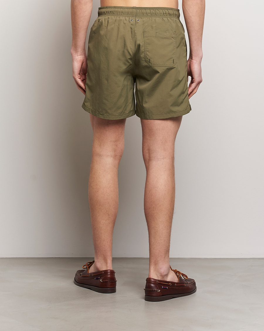 Herr | Badbyxor | GANT | Basic Swimshorts Juniper Green