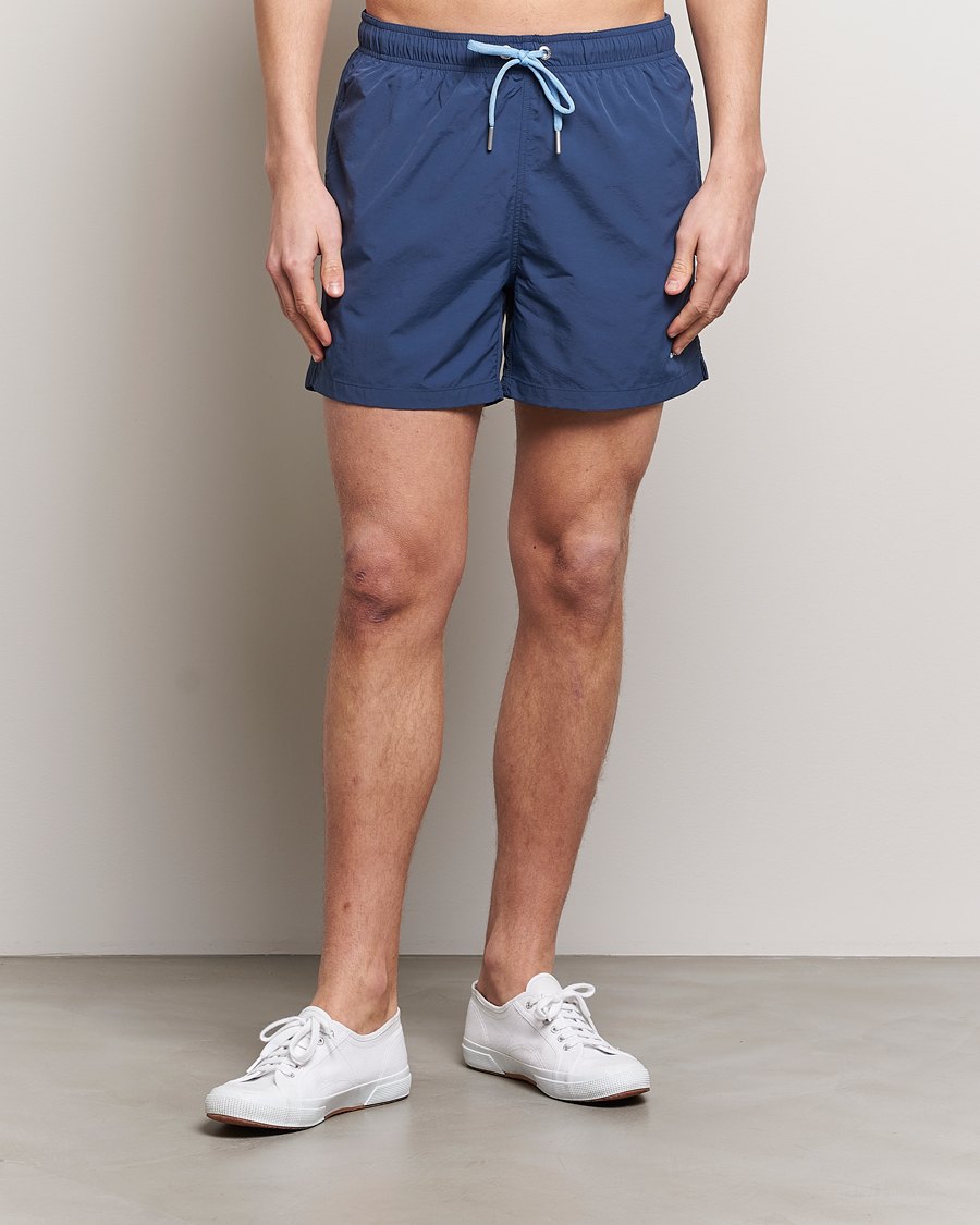 Herr | Badbyxor | Gant | Basic Swimshorts Dusty Blue Sea