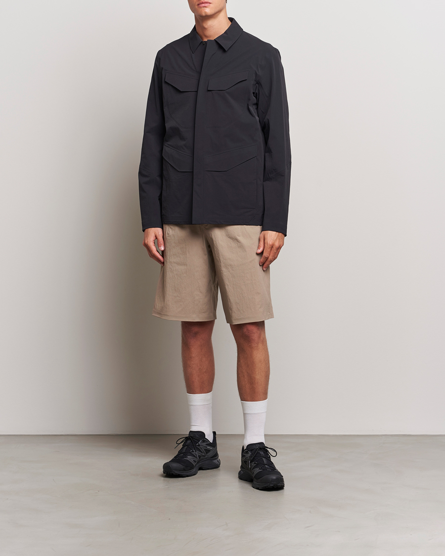Herr | Shorts | Arc'teryx Veilance | Spere Lightweight Water Repellent Shorts Soil