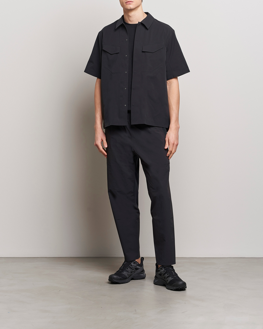 Herr | Skjortor | Arc'teryx Veilance | Field Short Sleeve Shirt Black