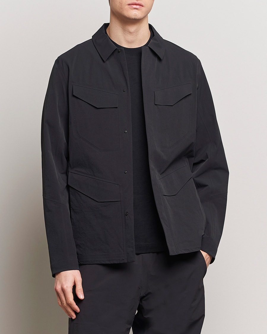 Herr | Höstjackor | Arc\'teryx Veilance | Field Softshell Jacket Black