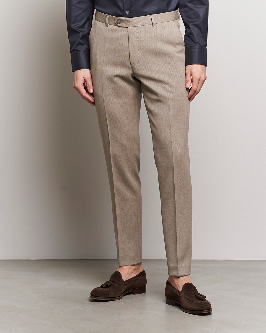 Herr | Business & Beyond | Oscar Jacobson | Denz Structured Wool Trousers Beige