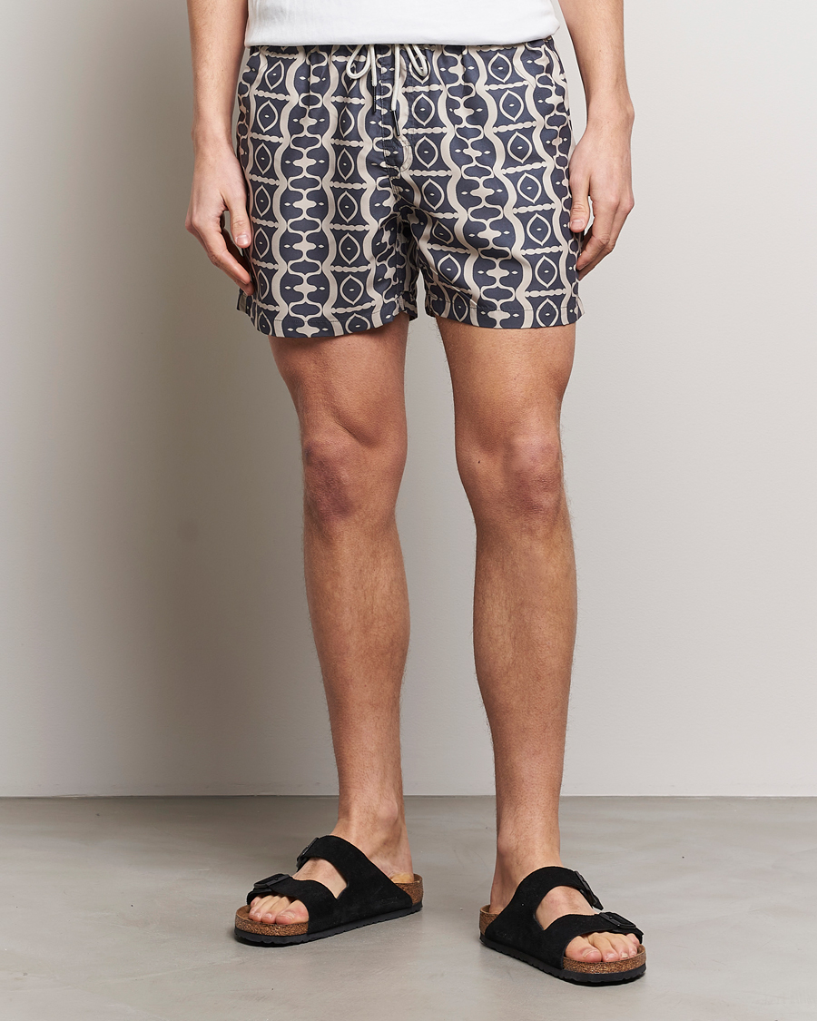 Herr | Badbyxor | OAS | Printed Swimshorts Forge Hypnotise