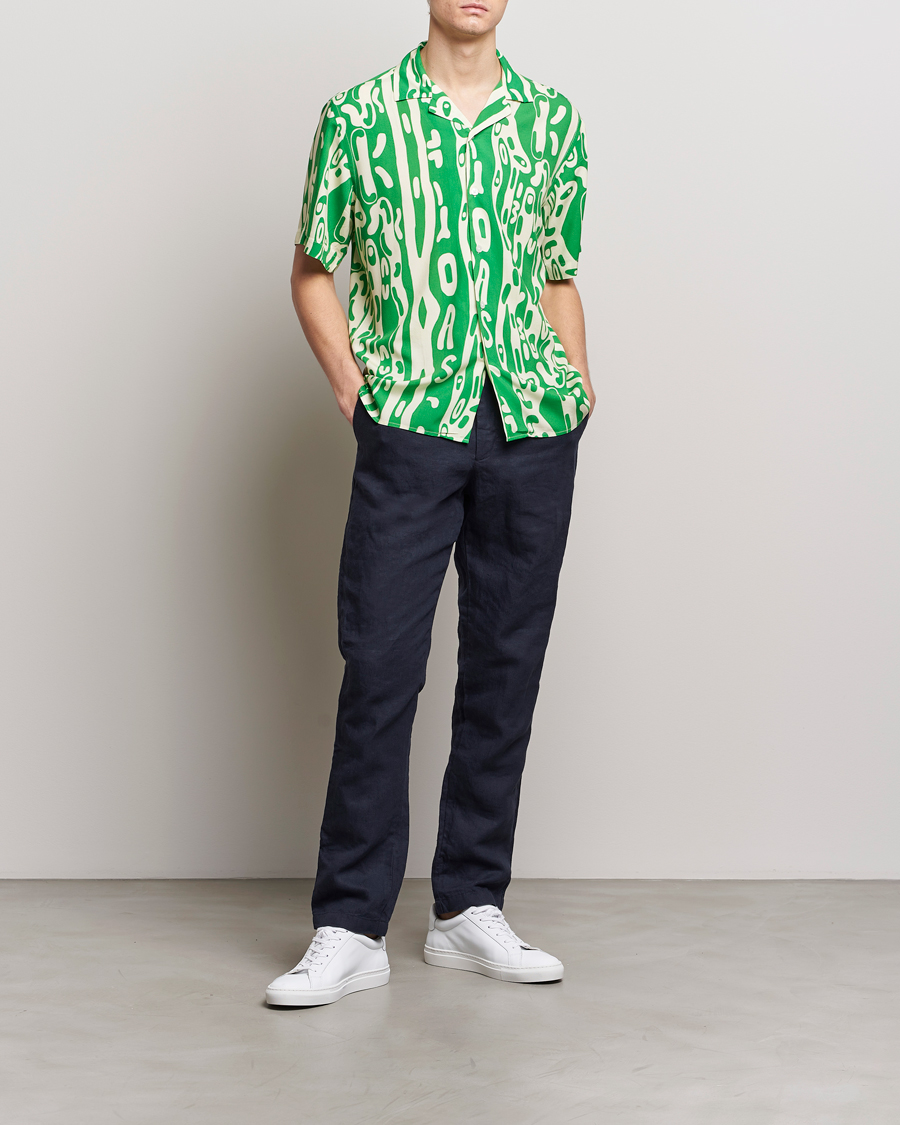 Herr | Skjortor | OAS | Viscose Resort Short Sleeve Shirt Verdant