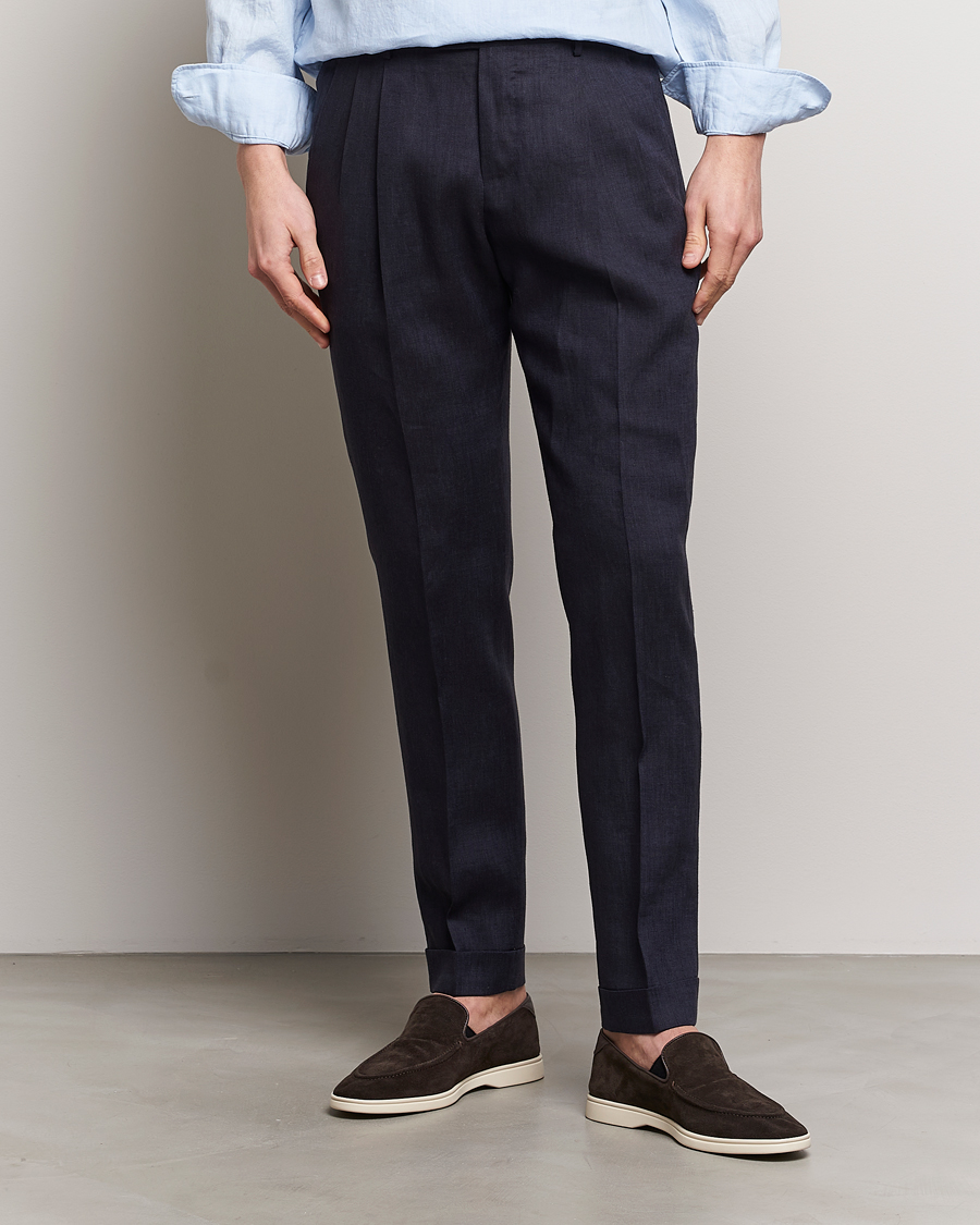 Herr | Linnebyxor | PT01 | Slim Fit Pleated Linen Trousers Navy