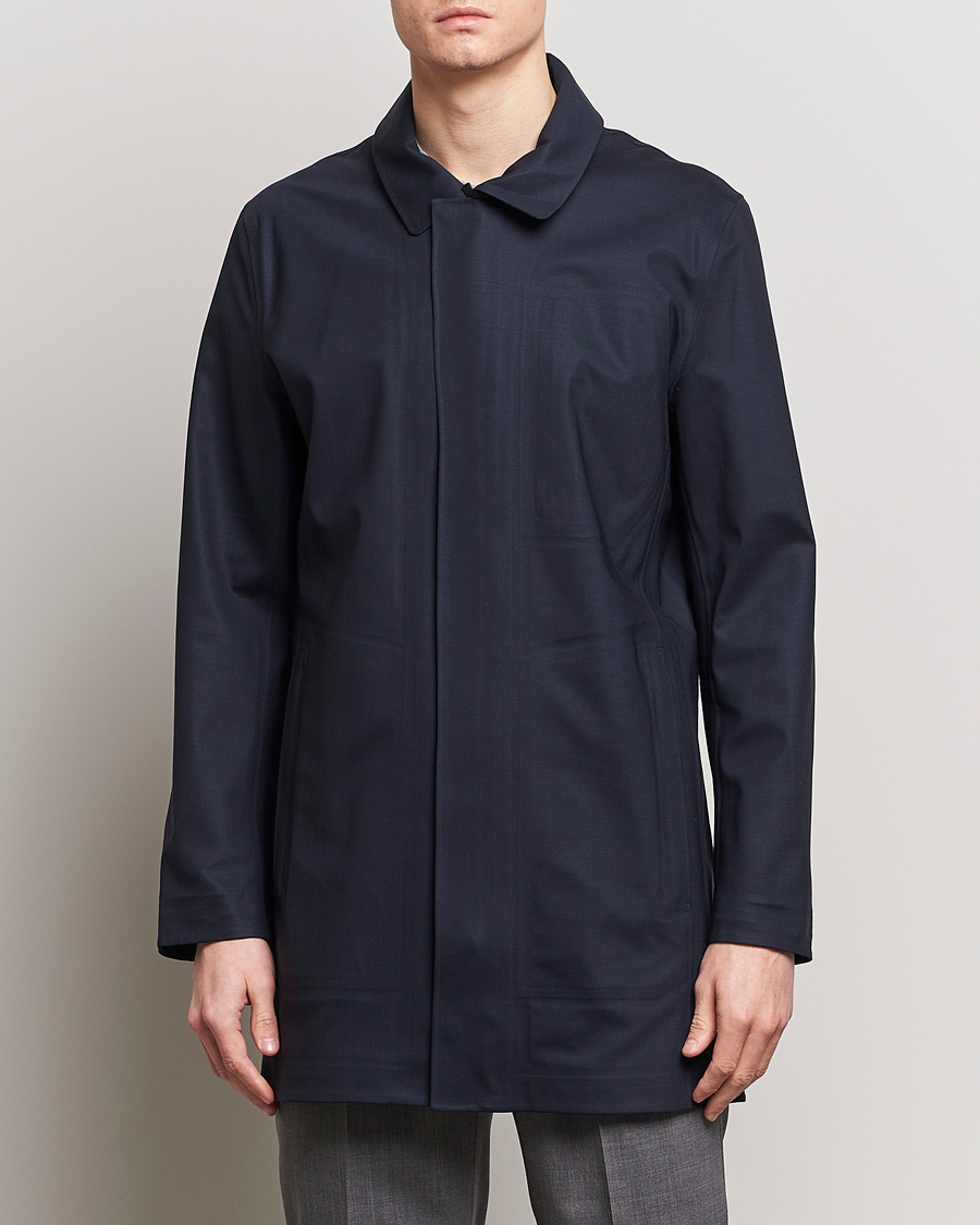 Herr | Kläder | UBR | Sky Fall Savile Waterproof Wool Coat Dark Navy