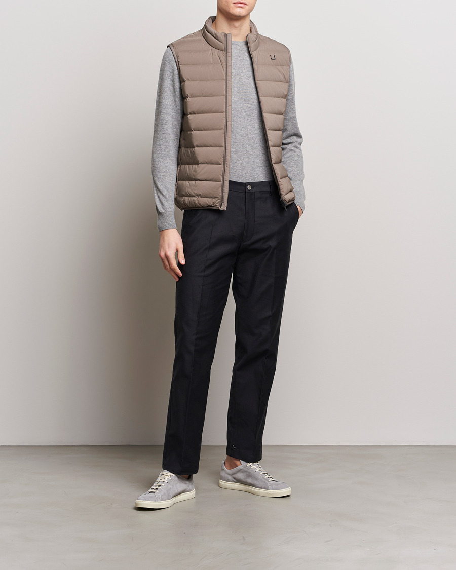 Herr | Västar | UBR | Sonic Vest Dark Sand