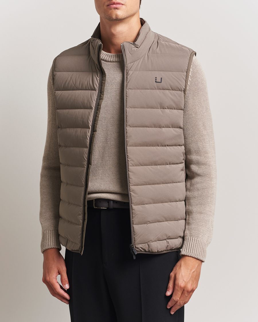Herr | Västar | UBR | Sonic Vest Dark Sand