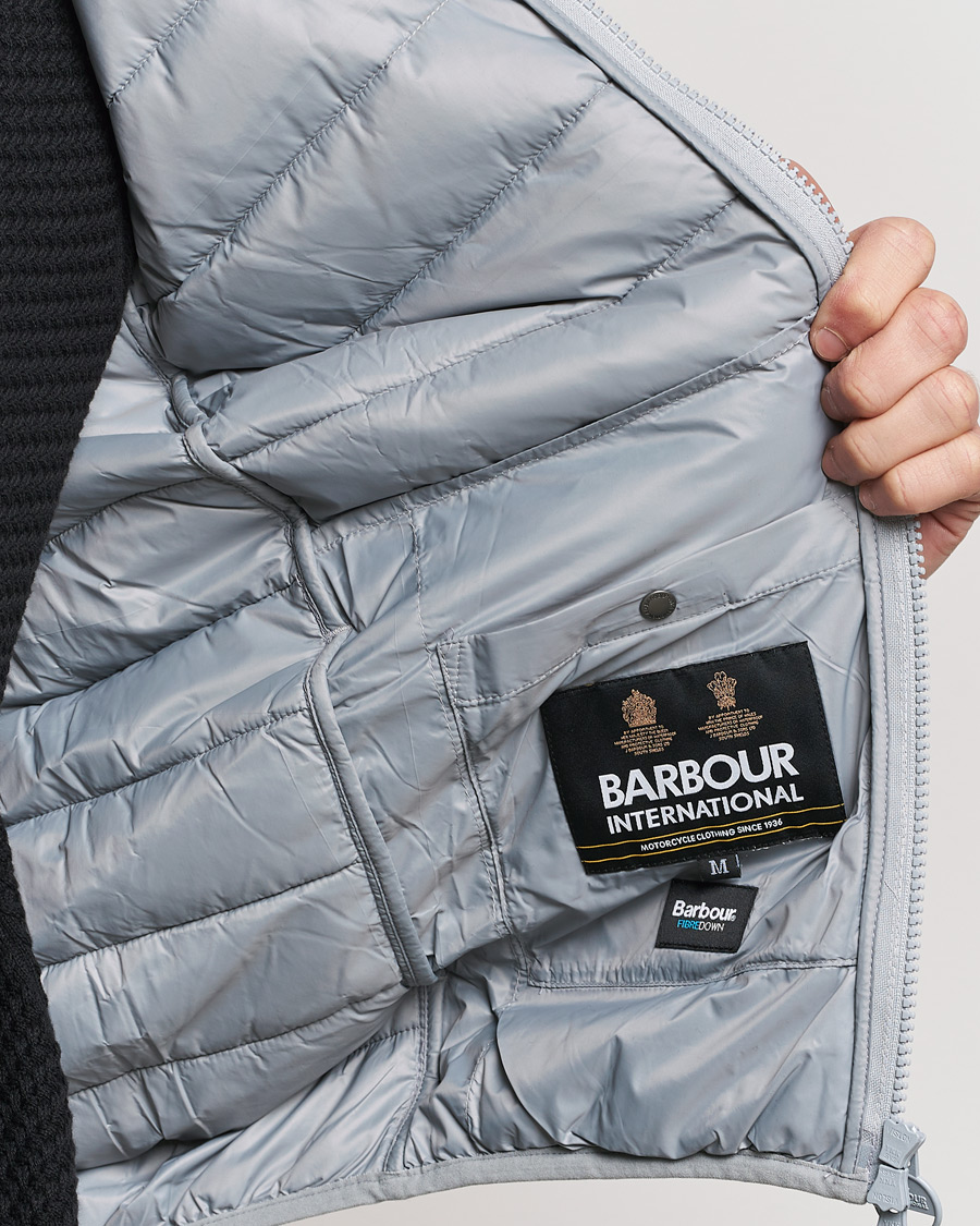 Herr | Jackor | Barbour International | Tourer Reed Gilet Ultimate Grey