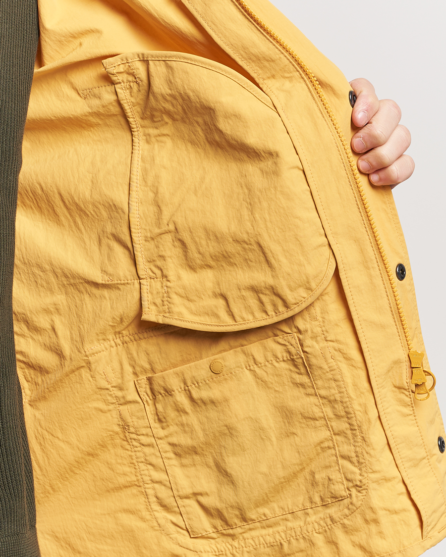 Herr | Jackor | Barbour Lifestyle | Ashby Showerproof Jacket Honey Gold