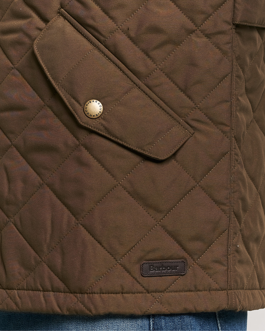 Herr | Jackor | Barbour Lifestyle | Shoveler Peached Quilted Gilet Dark Sand