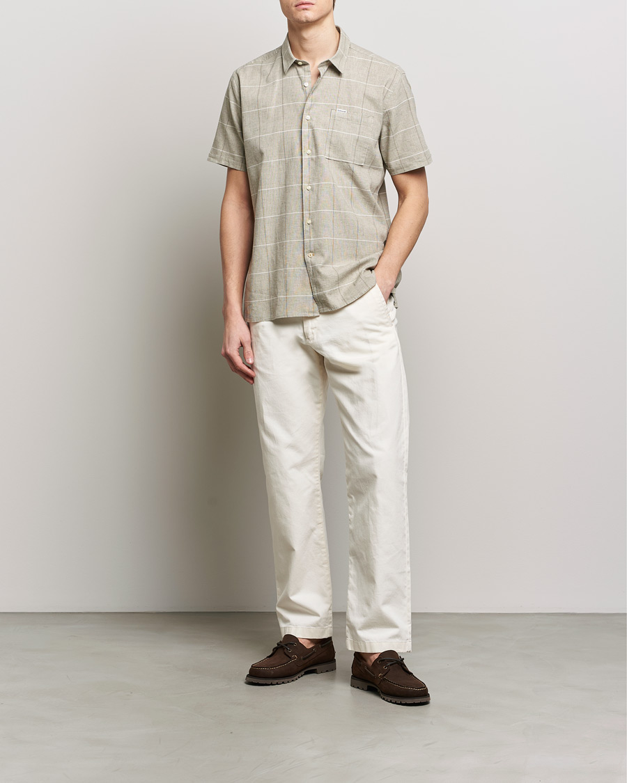 Herr | Skjortor | Barbour Lifestyle | Swaledale Short Sleeve Summer Shirt Olive