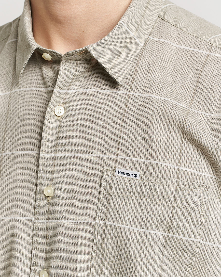 Herr | Skjortor | Barbour Lifestyle | Swaledale Short Sleeve Summer Shirt Olive