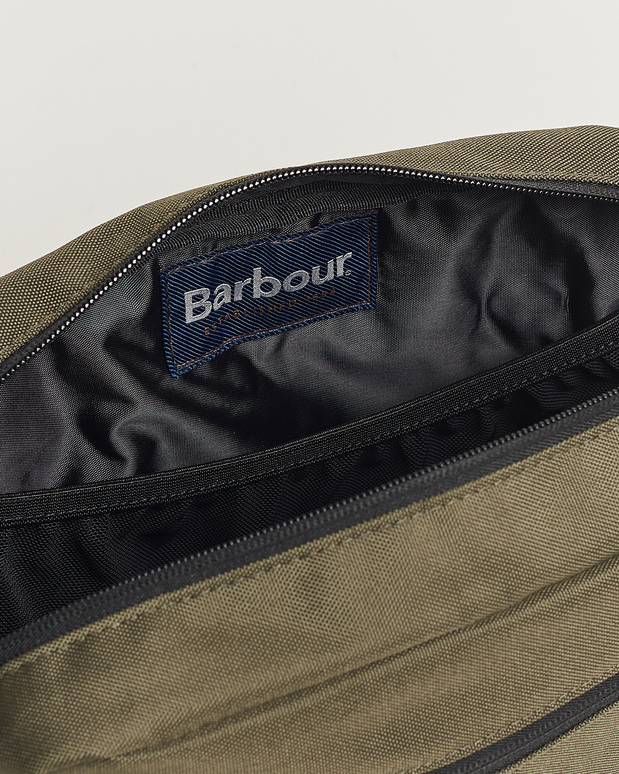 Herr | Barbour Lifestyle Arwin Washbag Olive | Barbour Lifestyle | Arwin Washbag Olive