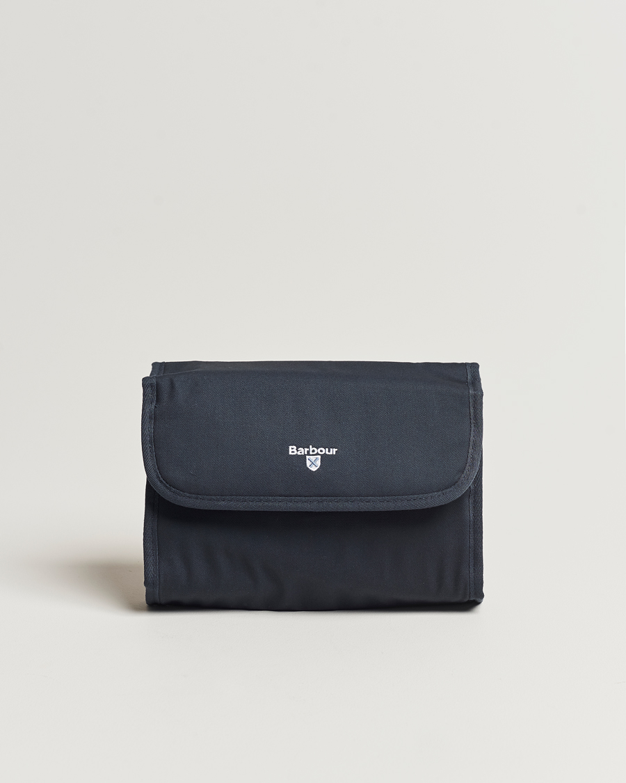 Herr | Väskor | Barbour Lifestyle | Cascade Hanging Washbag Navy