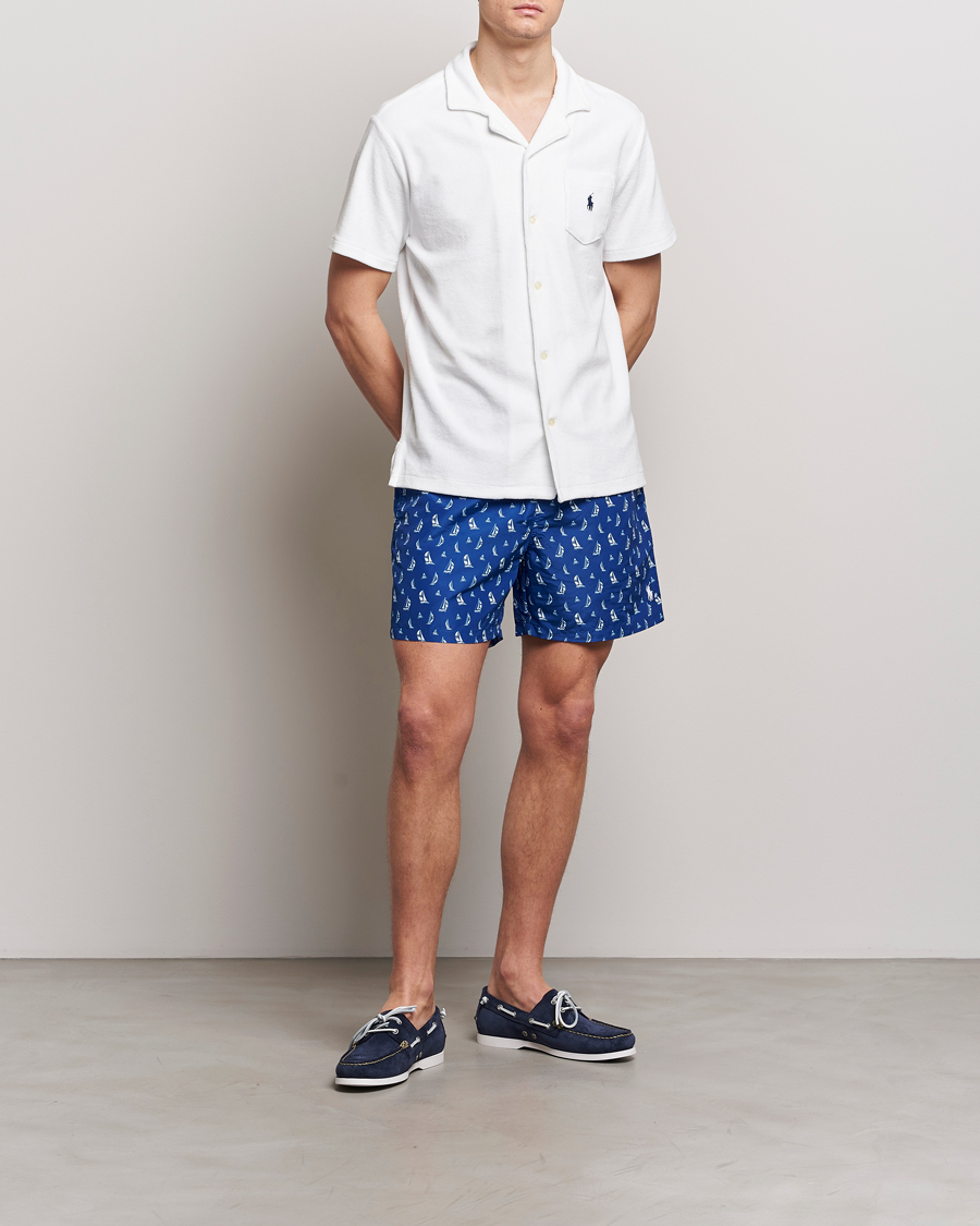 Herr | Badbyxor | Polo Ralph Lauren | Recycled Traveler Printed Swimshorts Blue Sail