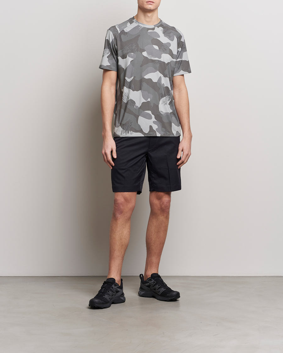 Herr | T-Shirts | RLX Ralph Lauren | Peached Airflow Camo Crew Neck T-Shirt Grey