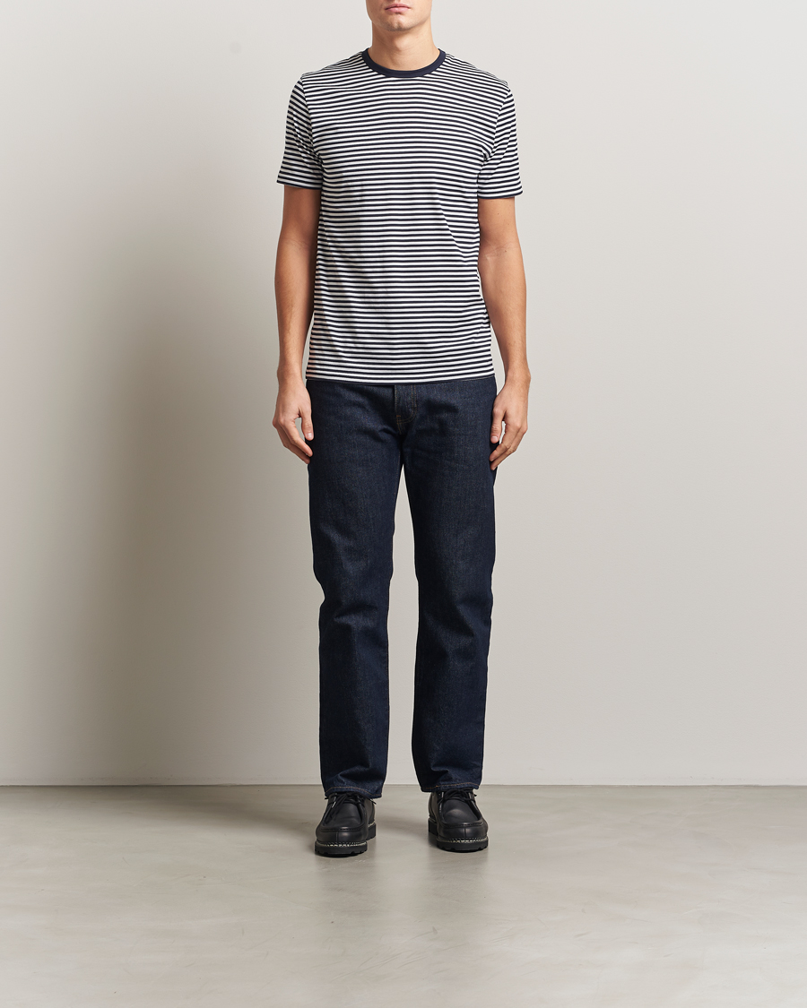 Herr | T-Shirts | Sunspel | Striped Crew Neck Q82 Cotton T-Shirt White/Navy