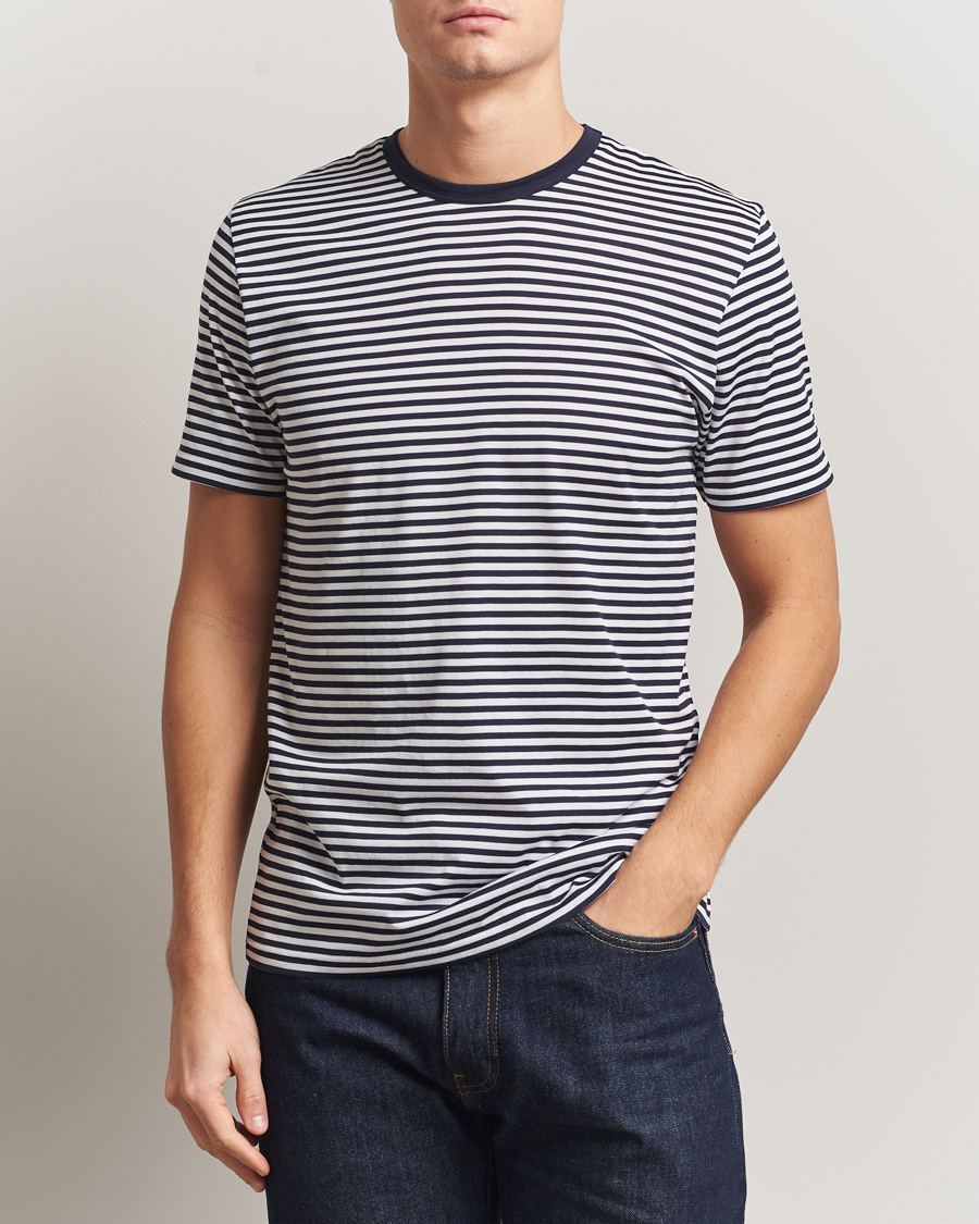 Herr | T-Shirts | Sunspel | Striped Crew Neck Q82 Cotton T-Shirt White/Navy