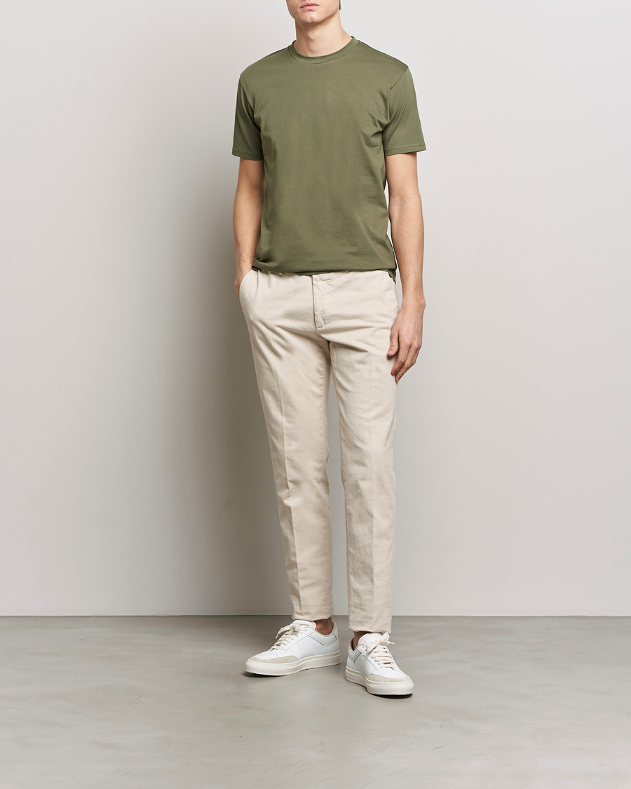 Herr | T-Shirts | Sunspel | Riviera Midweight Tee Khaki